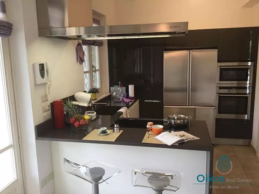 Immagine 8 di Villa in affitto  a Pietrasanta