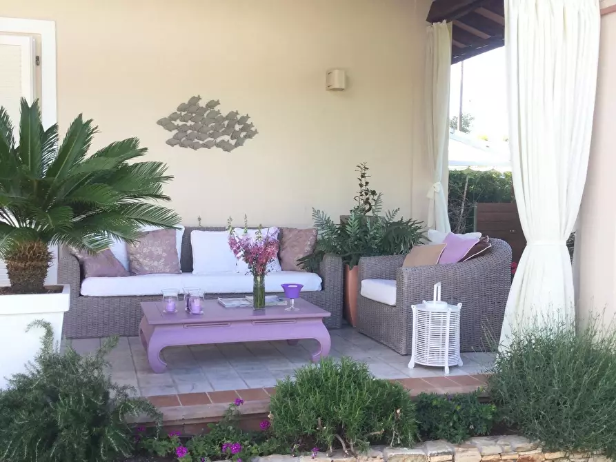 Immagine 3 di Villa in affitto  a Pietrasanta