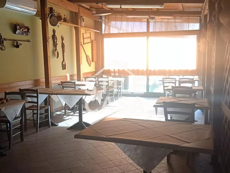 Immagine 15 di Locale commerciale in vendita  a Altopascio