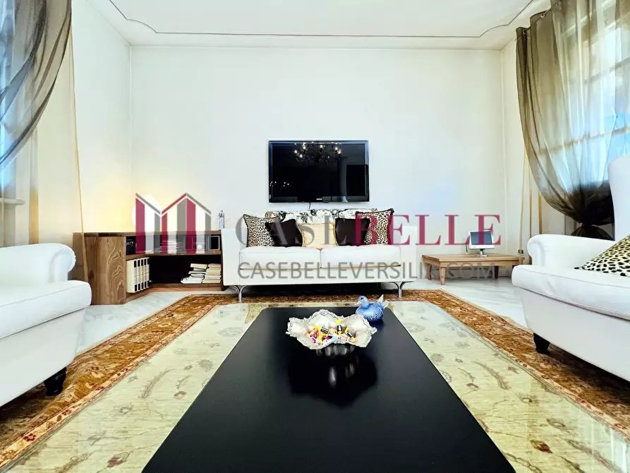 Immagine 7 di Villa in vendita  a Pietrasanta