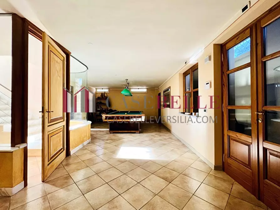 Immagine 46 di Villa in vendita  a Pietrasanta