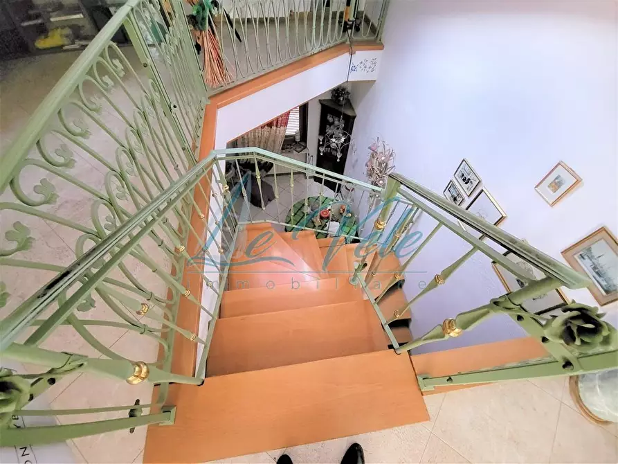 Immagine 13 di Appartamento in vendita  a Massa