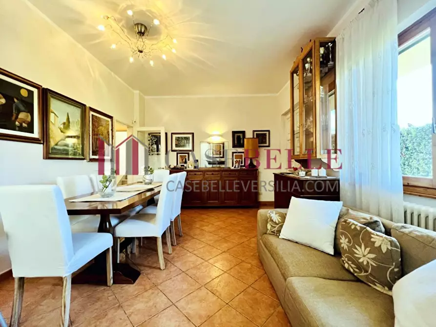 Immagine 5 di Villa in affitto  a Forte Dei Marmi