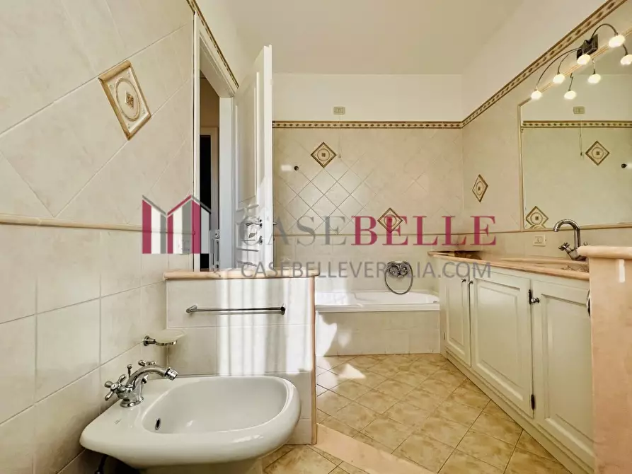 Immagine 29 di Villa in affitto  a Forte Dei Marmi