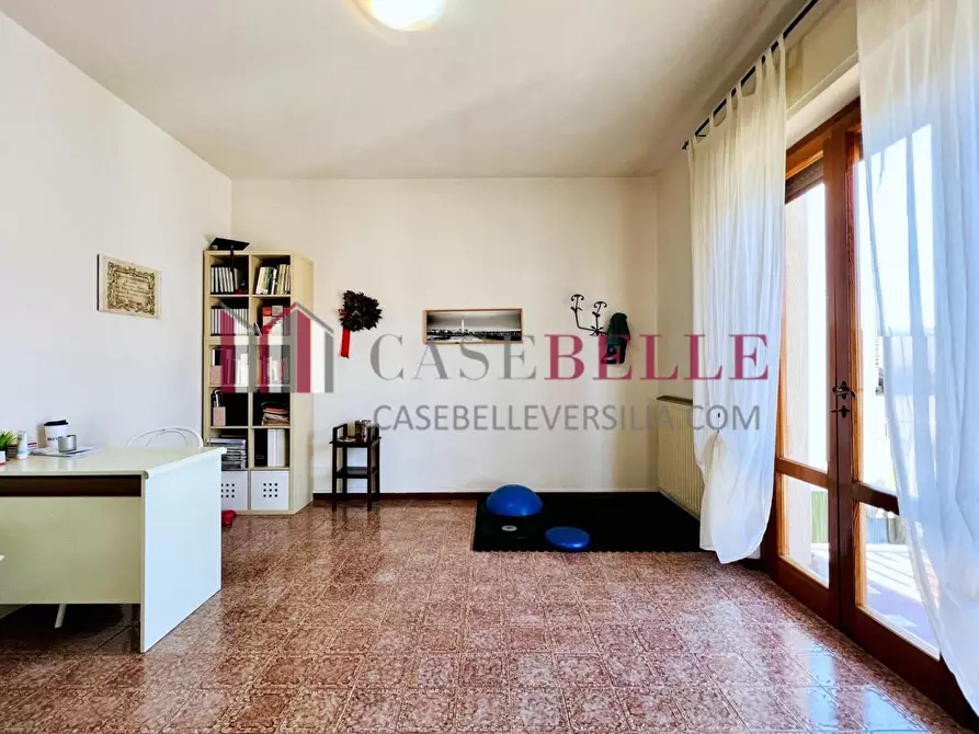 Immagine 57 di Villa in vendita  a Camaiore