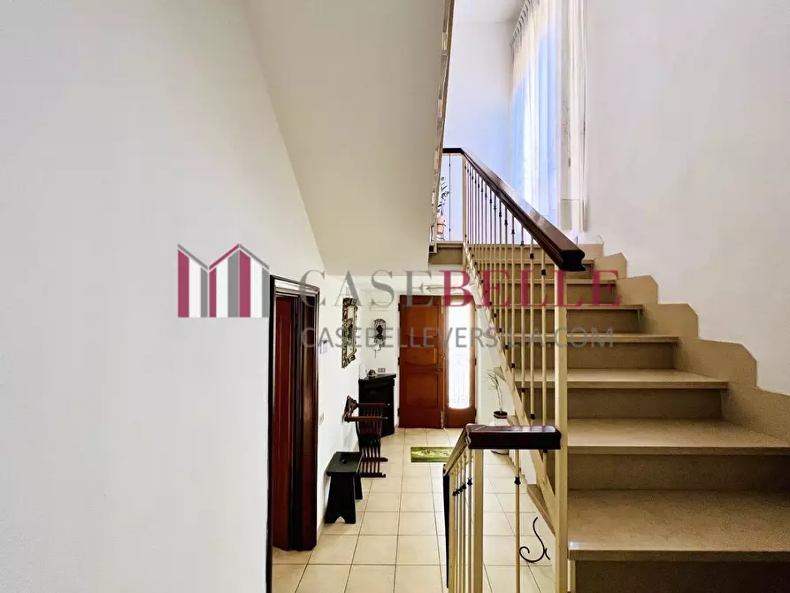 Immagine 23 di Villa in vendita  a Camaiore