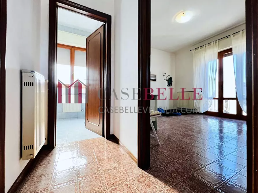 Immagine 55 di Villa in vendita  a Camaiore