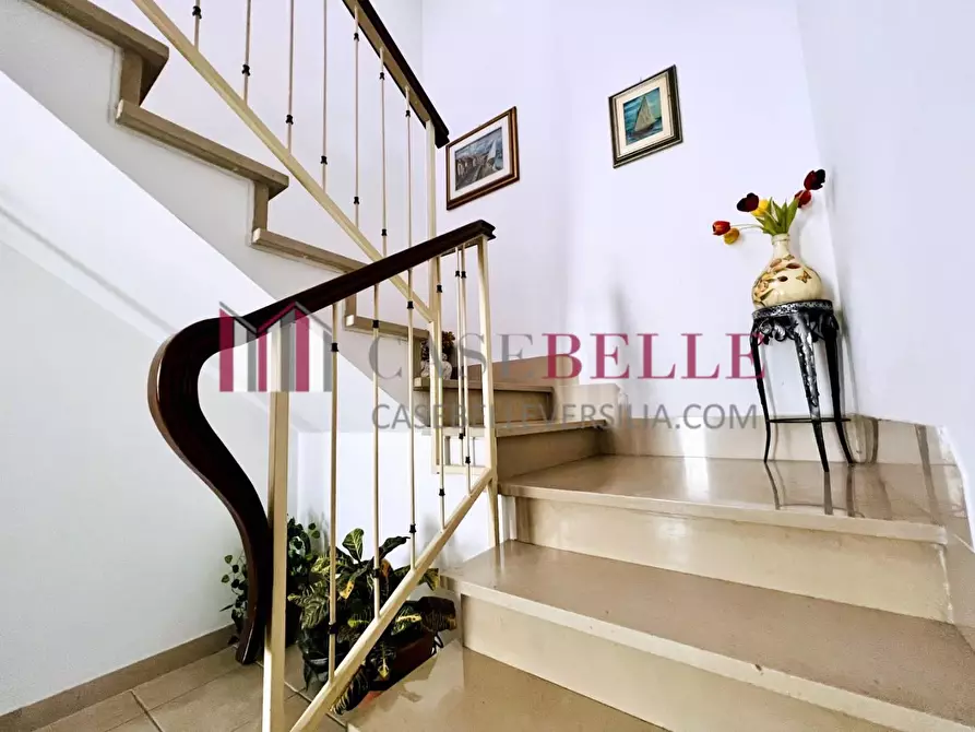 Immagine 21 di Villa in vendita  a Camaiore