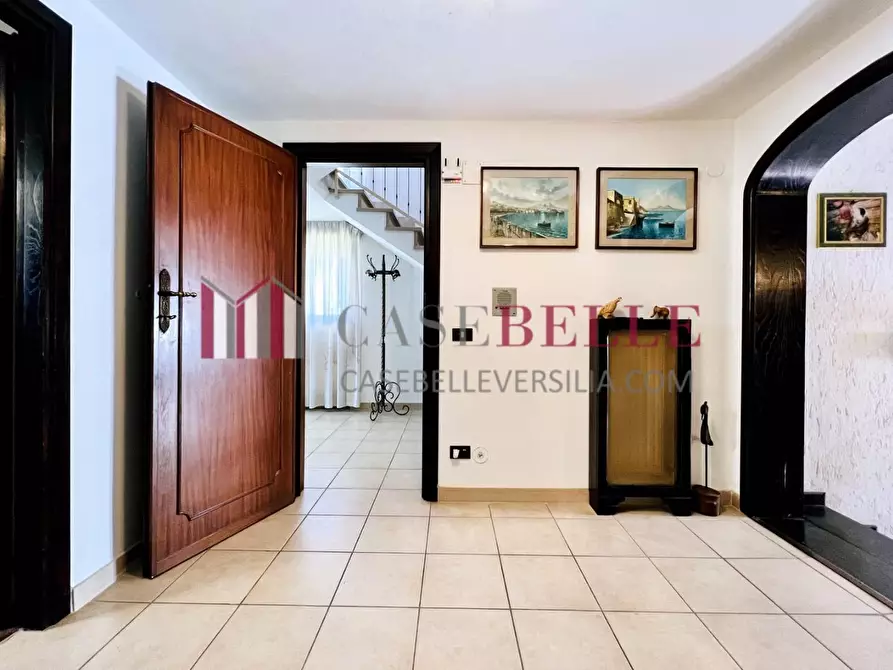 Immagine 20 di Villa in vendita  a Camaiore