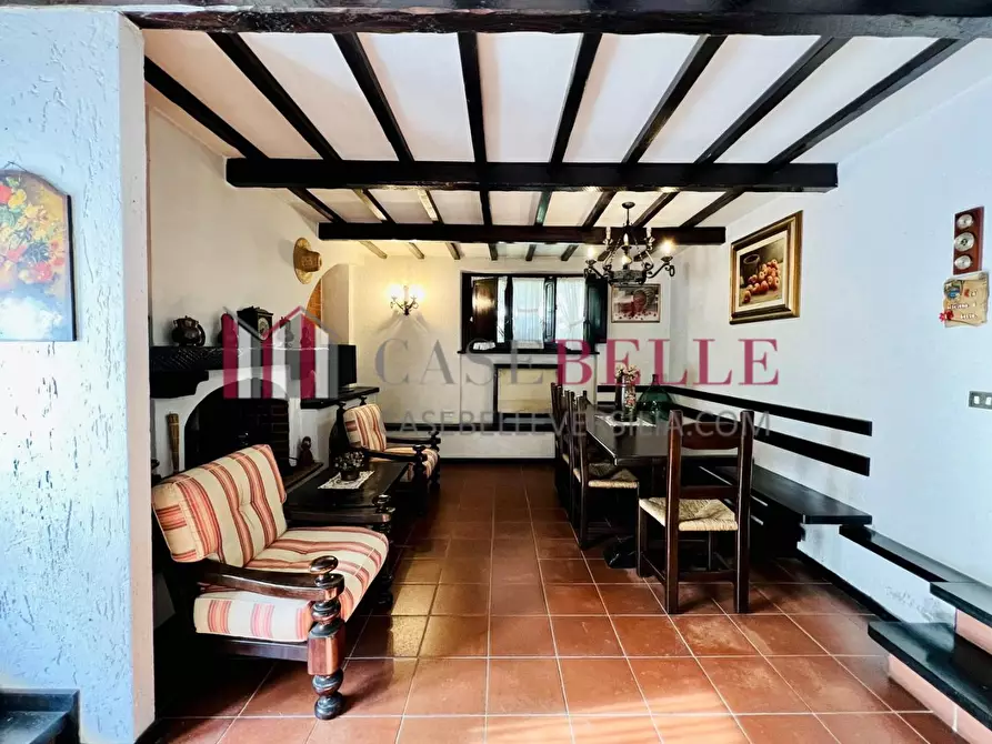 Immagine 13 di Villa in vendita  a Camaiore