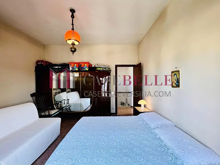 Immagine 54 di Villa in vendita  a Camaiore