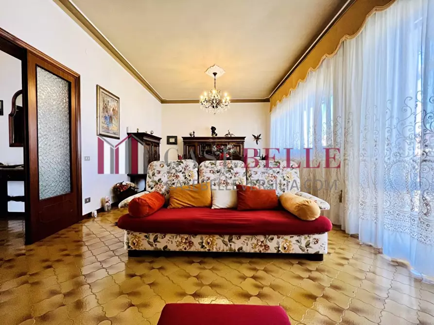 Immagine 27 di Villa in vendita  a Camaiore