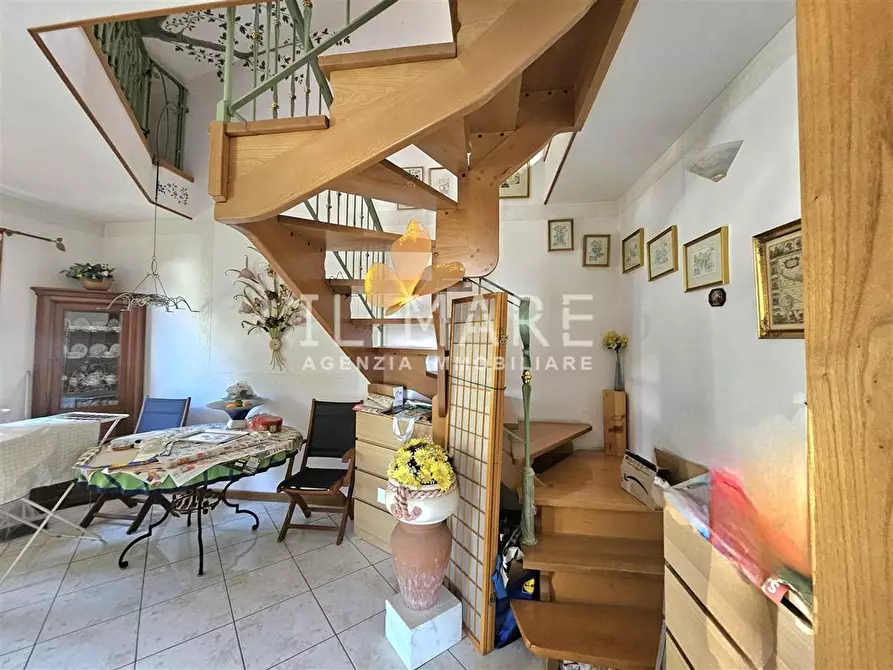 Immagine 8 di Appartamento in vendita  a Massa