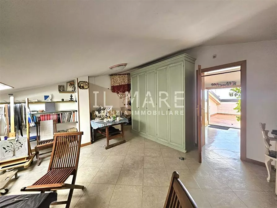 Immagine 14 di Appartamento in vendita  a Massa