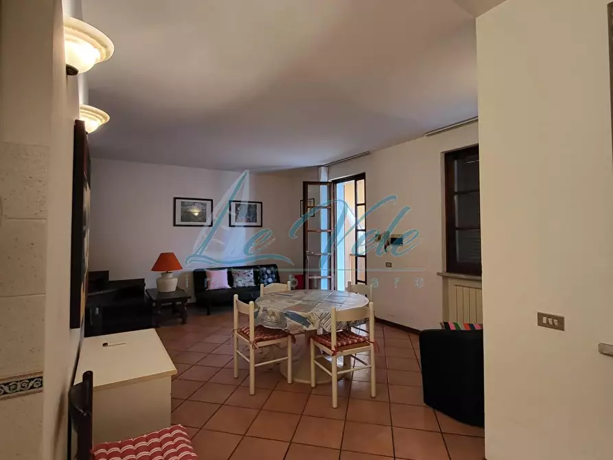 Immagine 3 di Villetta a schiera in vendita  a Massa