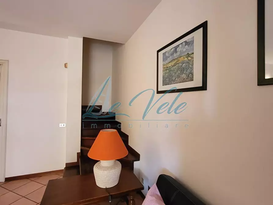 Immagine 4 di Villetta a schiera in vendita  a Massa