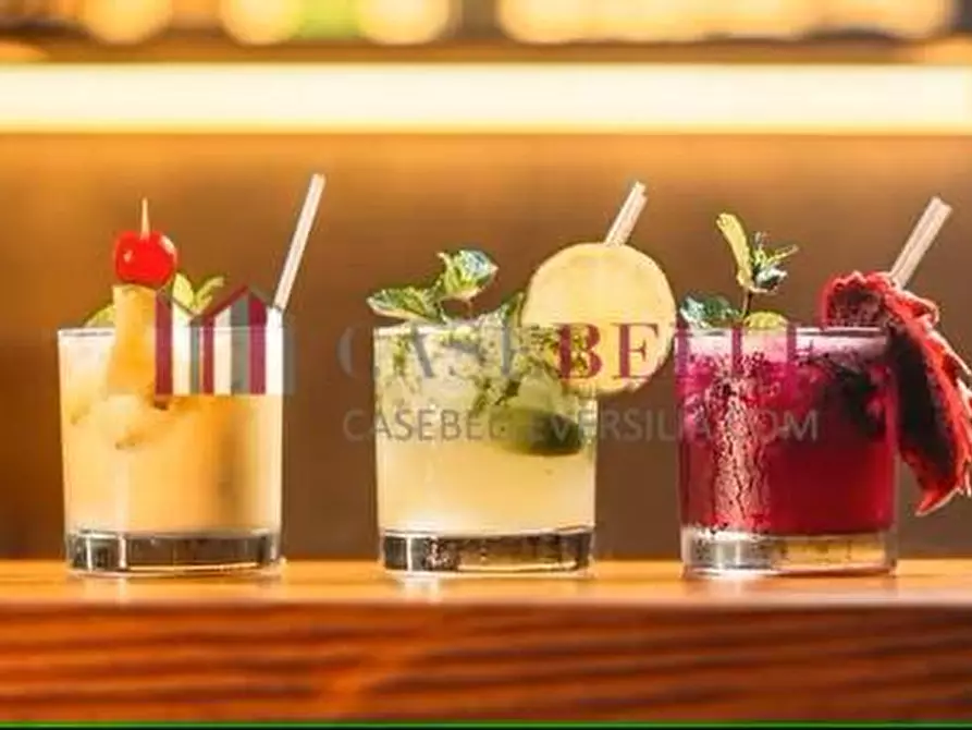Immagine 1 di Bar / Ristorante in vendita  a Pietrasanta