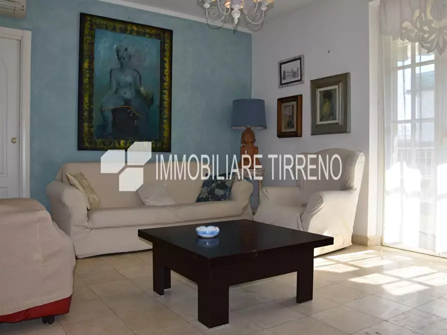 Immagine 3 di Appartamento in affitto  a Massa