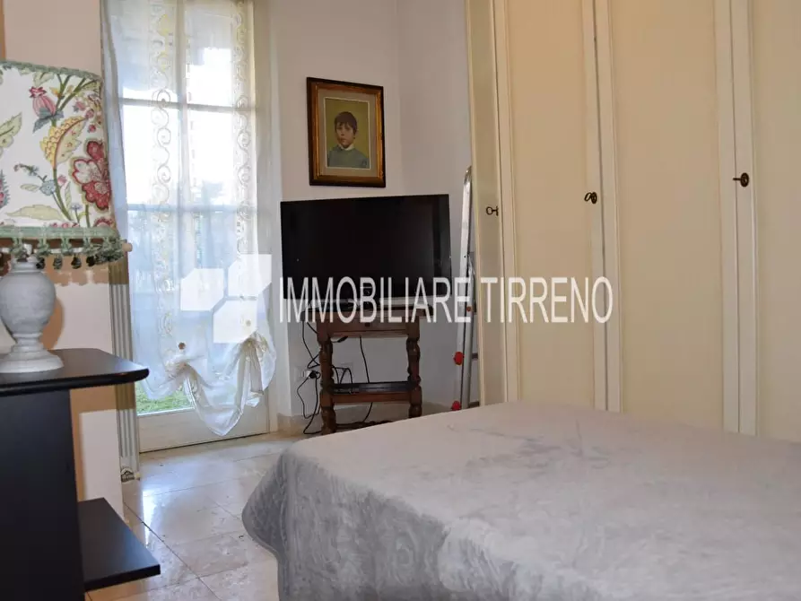 Immagine 9 di Appartamento in affitto  a Massa