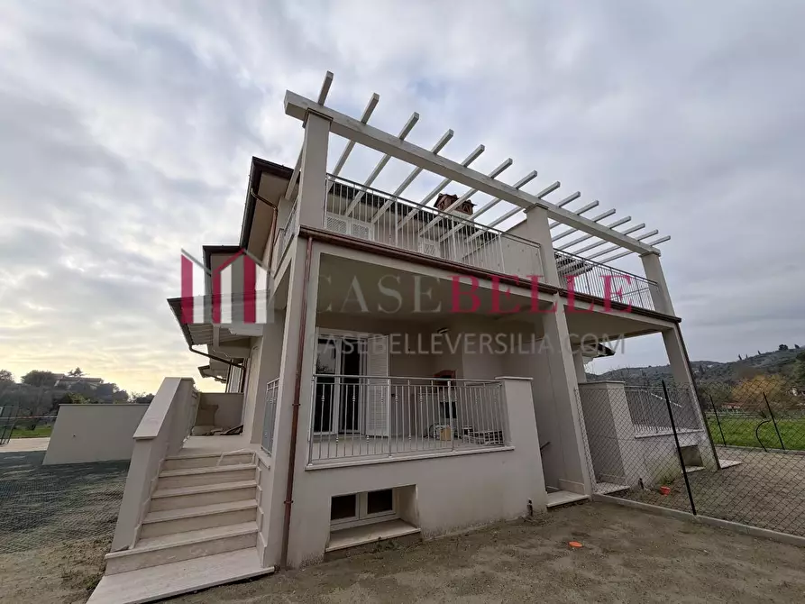 Immagine 36 di Casa quadrifamiliare in vendita  a Camaiore