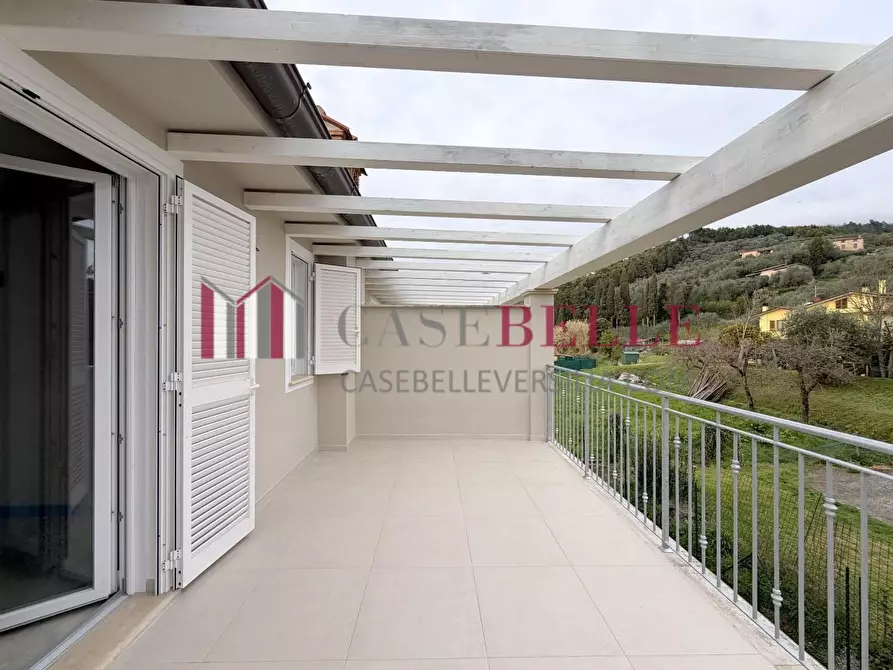 Immagine 22 di Casa quadrifamiliare in vendita  a Camaiore