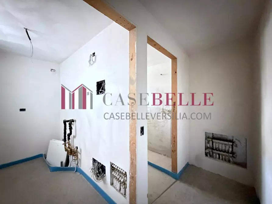 Immagine 32 di Casa quadrifamiliare in vendita  a Camaiore