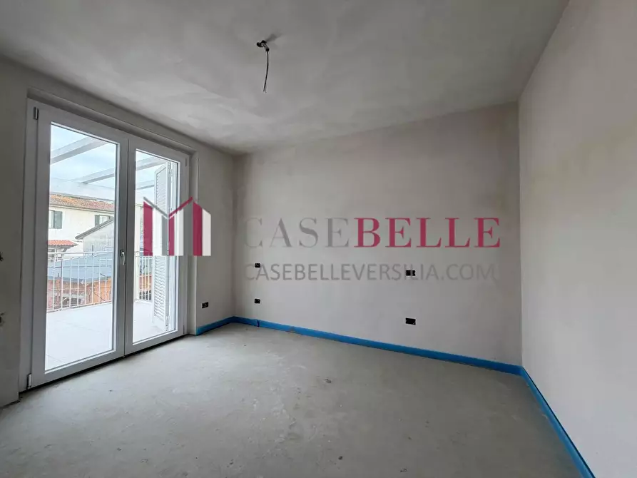 Immagine 18 di Casa quadrifamiliare in vendita  a Camaiore