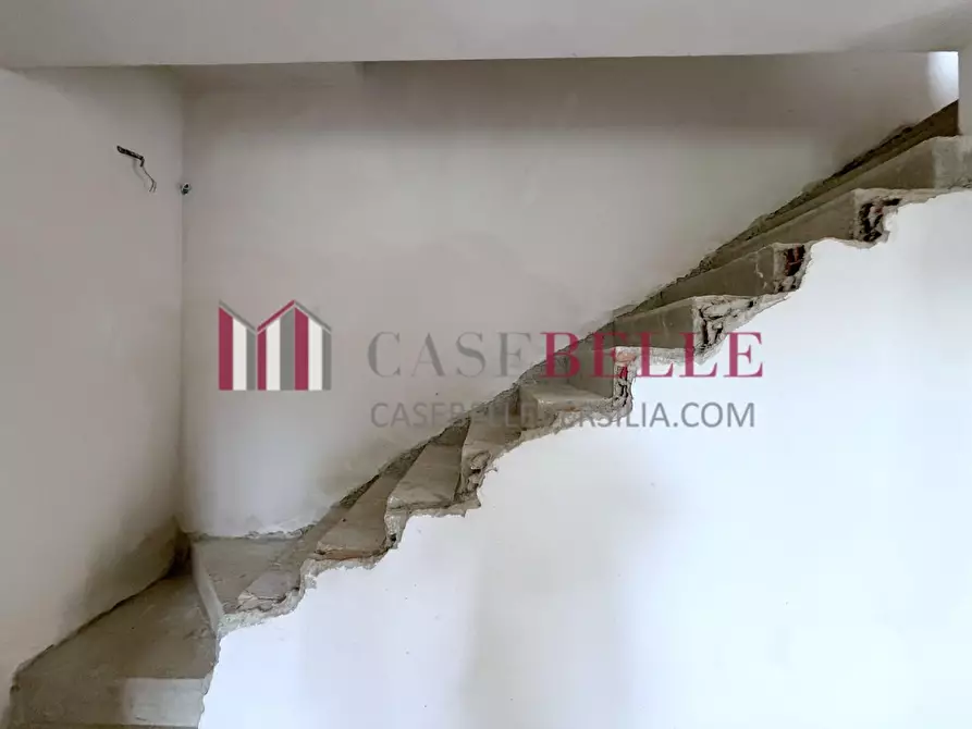 Immagine 8 di Casa quadrifamiliare in vendita  a Camaiore