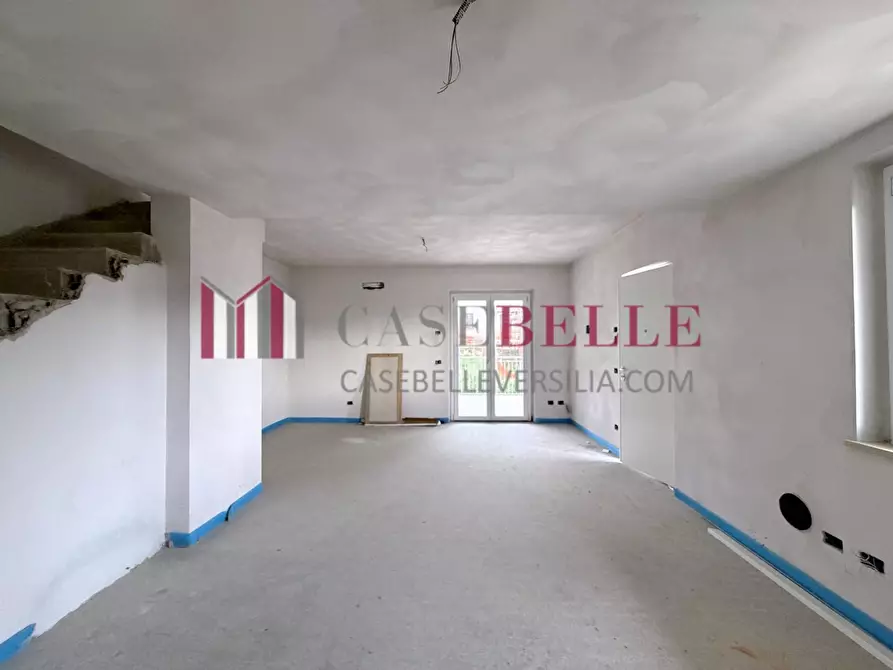 Immagine 6 di Casa quadrifamiliare in vendita  a Camaiore