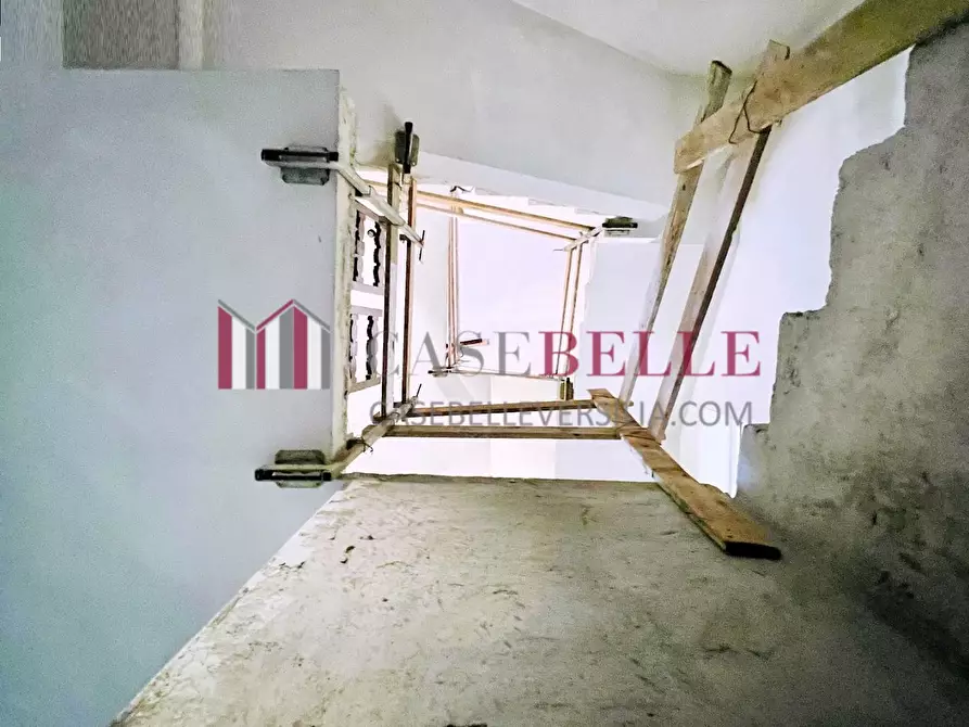 Immagine 25 di Casa quadrifamiliare in vendita  a Camaiore