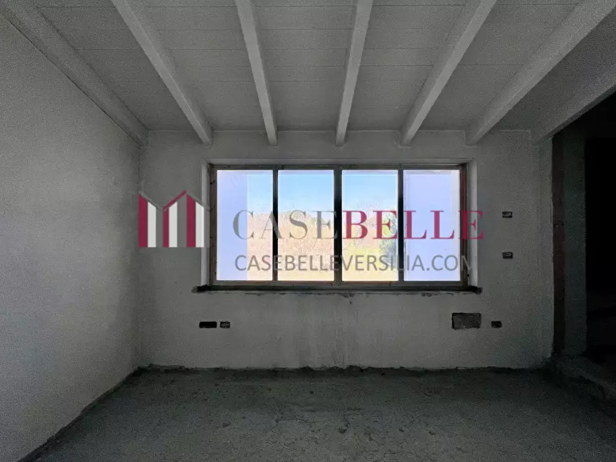 Immagine 28 di Casa quadrifamiliare in vendita  a Camaiore