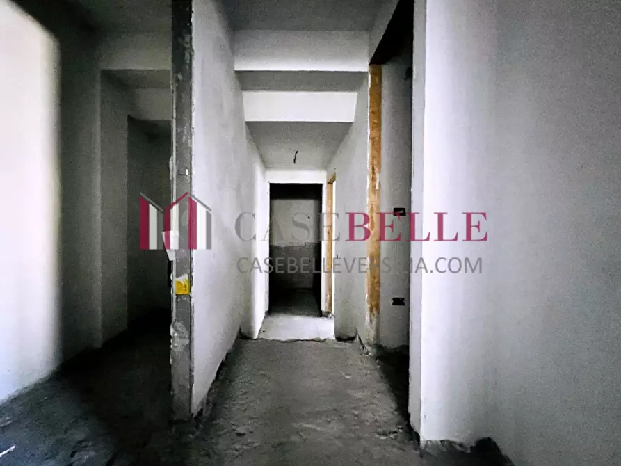 Immagine 17 di Casa quadrifamiliare in vendita  a Camaiore