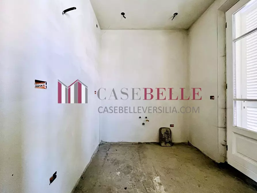 Immagine 4 di Casa quadrifamiliare in vendita  a Camaiore