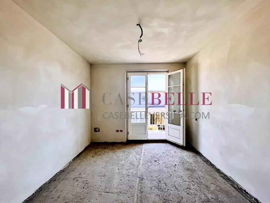 Immagine 32 di Casa quadrifamiliare in vendita  a Camaiore