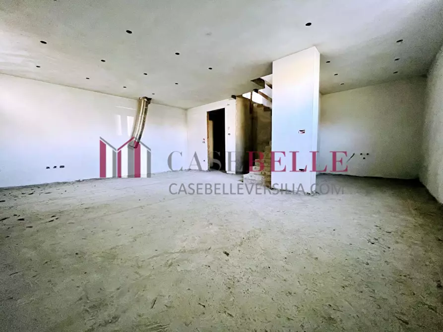 Immagine 13 di Casa quadrifamiliare in vendita  a Camaiore