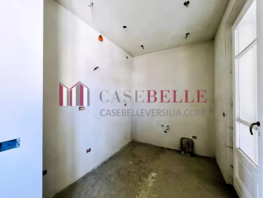 Immagine 3 di Casa quadrifamiliare in vendita  a Camaiore