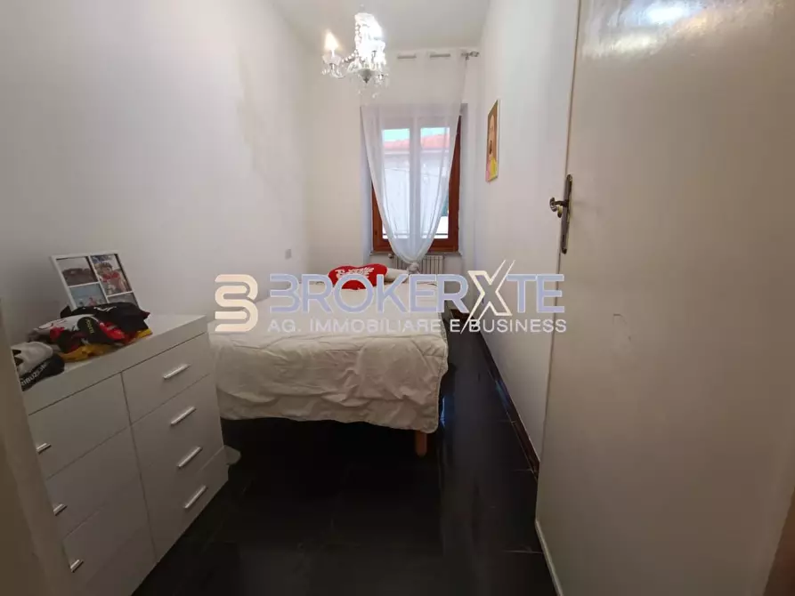 Immagine 19 di Appartamento in vendita  a Massa