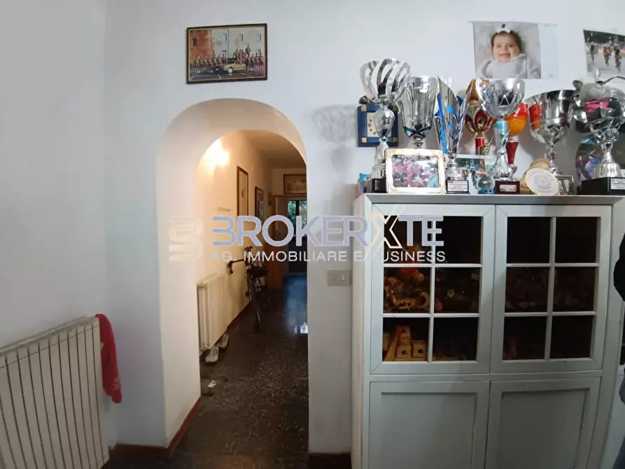 Immagine 8 di Appartamento in vendita  a Massa