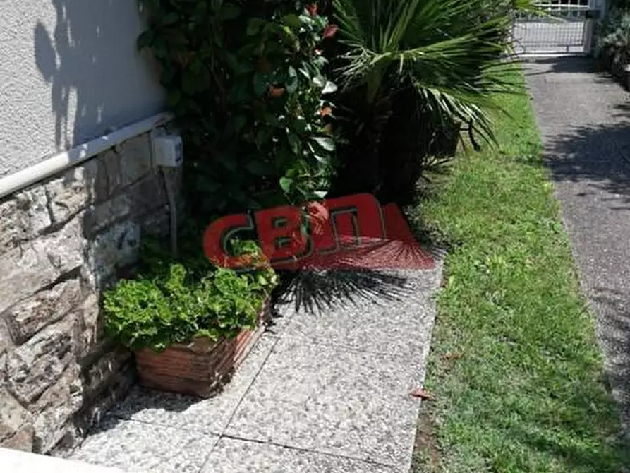 Immagine 48 di Casa bifamiliare in vendita  a Pisa