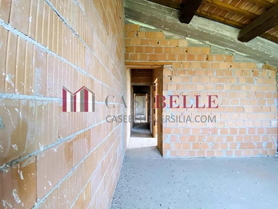 Immagine 15 di Rustico / casale in vendita  a Camaiore