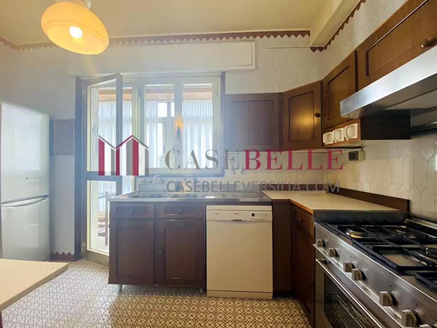 Immagine 10 di Appartamento in affitto  a Forte Dei Marmi