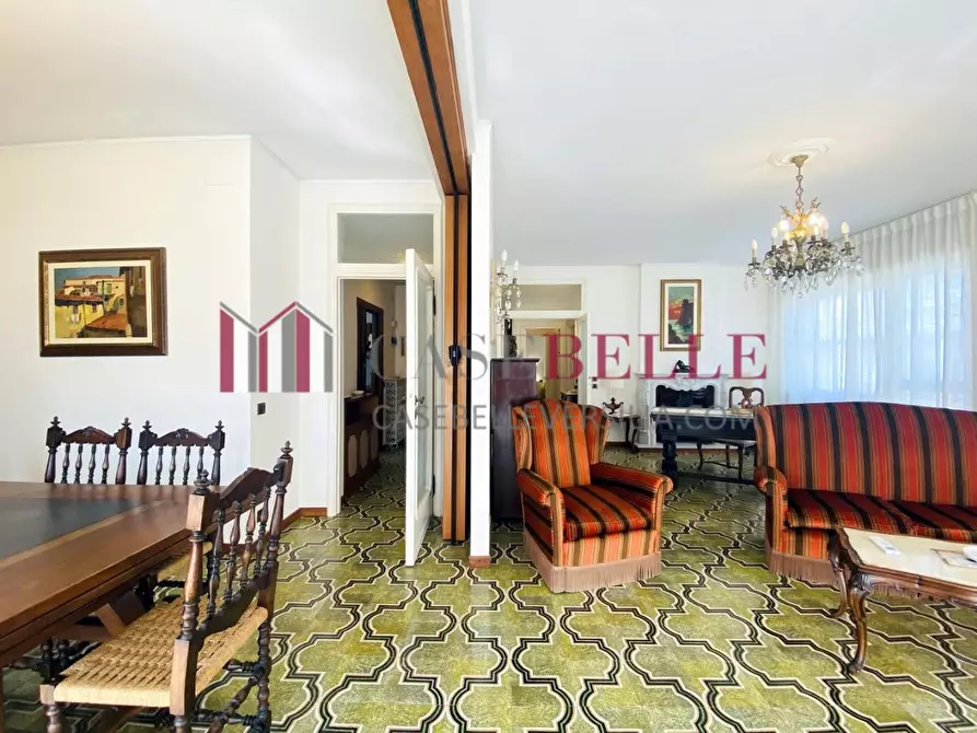 Immagine 4 di Appartamento in affitto  a Forte Dei Marmi