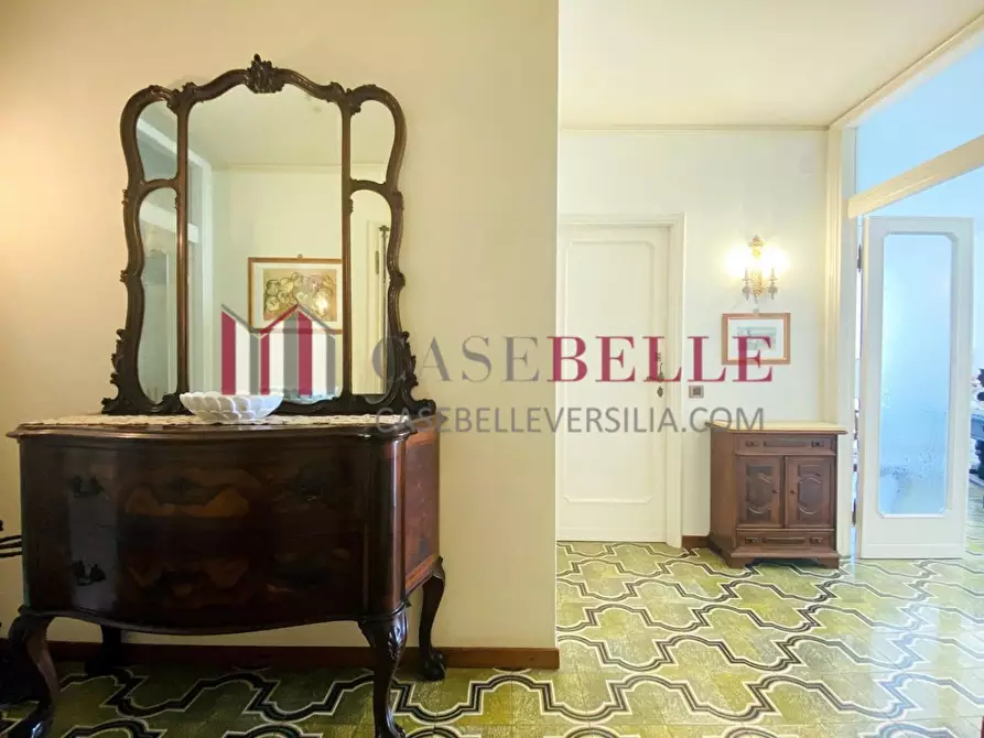 Immagine 5 di Appartamento in affitto  a Forte Dei Marmi