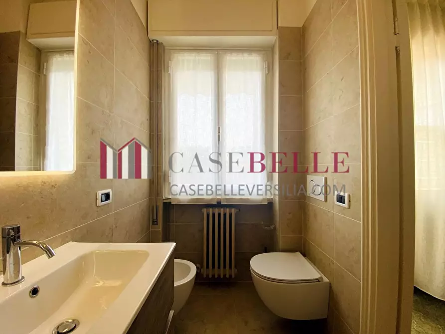 Immagine 44 di Appartamento in affitto  a Forte Dei Marmi