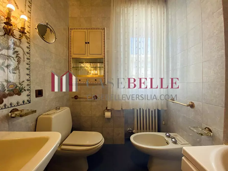 Immagine 21 di Appartamento in affitto  a Forte Dei Marmi