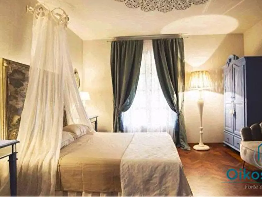 Immagine 9 di Villa in affitto  a Forte Dei Marmi