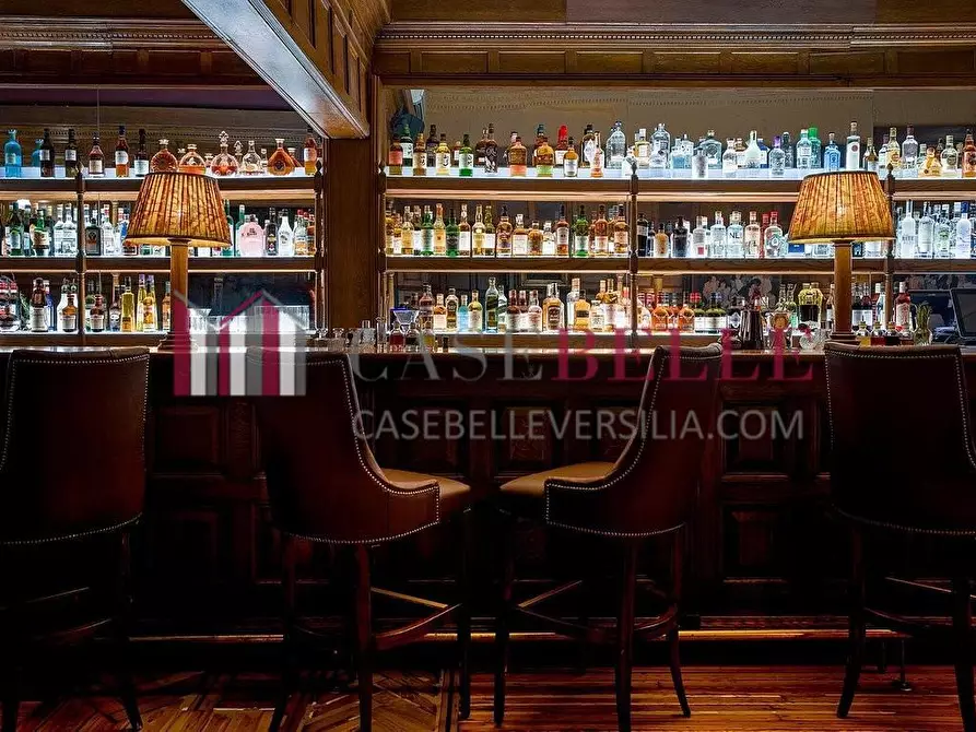 Immagine 1 di Bar / Ristorante in vendita  a Montignoso