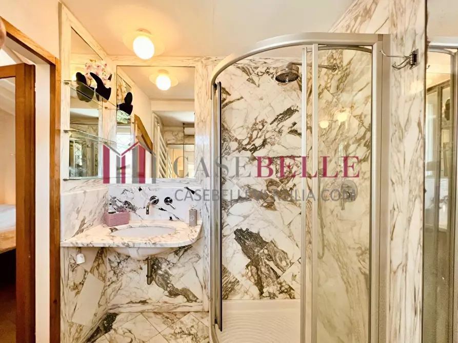 Immagine 20 di Casa indipendente in affitto  a Forte Dei Marmi