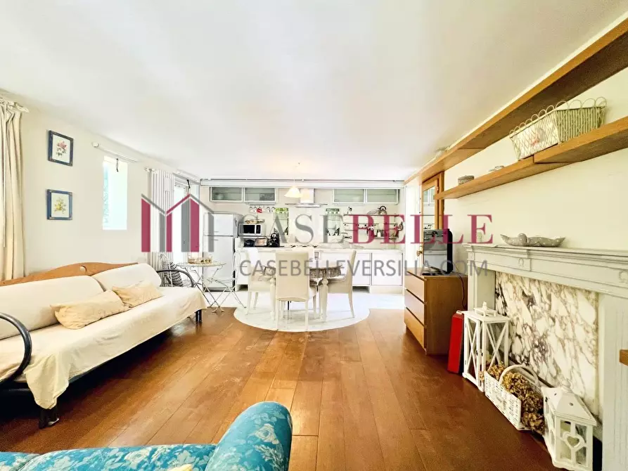 Immagine 2 di Casa indipendente in affitto  a Forte Dei Marmi