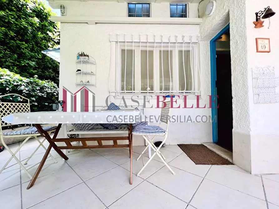 Immagine 22 di Casa indipendente in affitto  a Forte Dei Marmi